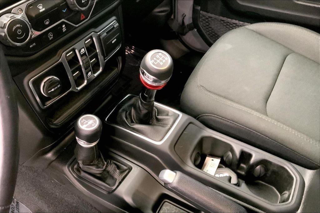 used 2021 Jeep Wrangler Unlimited car, priced at $33,995