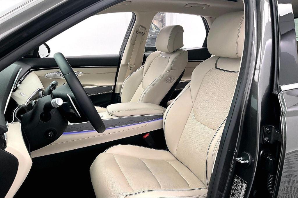 used 2025 Genesis GV70 car, priced at $42,000