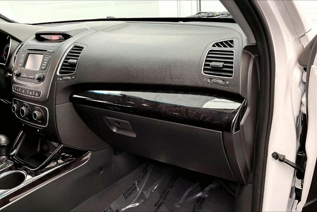 used 2015 Kia Sorento car, priced at $12,500