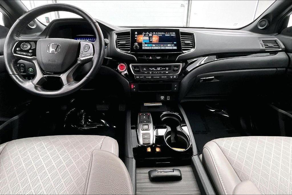 used 2021 Honda Passport car, priced at $32,000