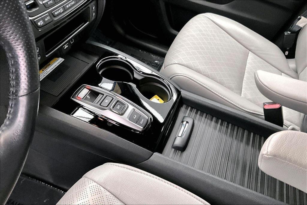 used 2021 Honda Passport car, priced at $32,000