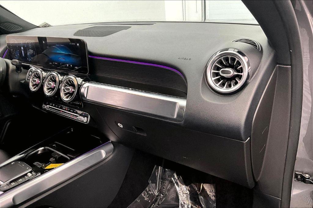 used 2021 Mercedes-Benz GLB 250 car, priced at $19,995