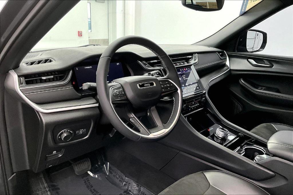used 2023 Jeep Grand Cherokee car, priced at $36,558