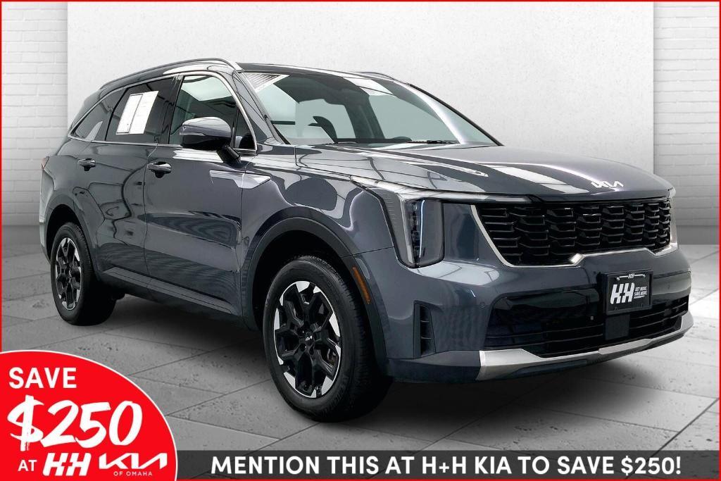 used 2024 Kia Sorento car, priced at $32,500