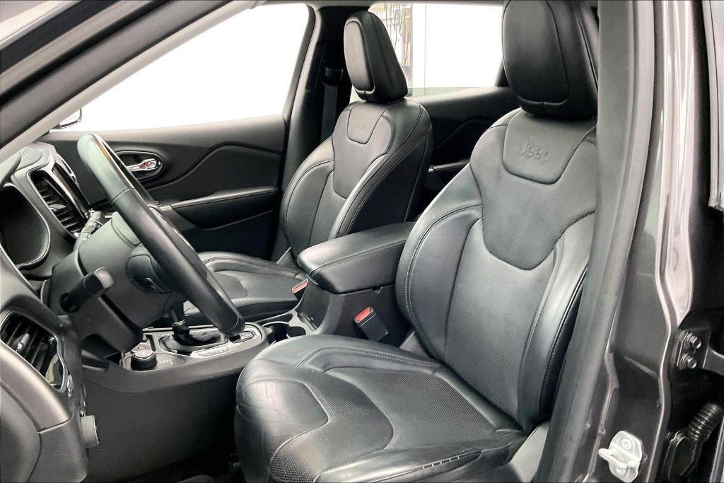 used 2019 Jeep Cherokee car, priced at $17,918