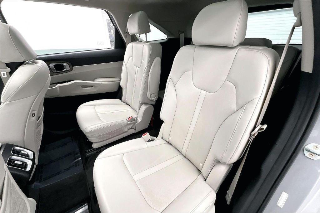 used 2022 Kia Sorento car, priced at $29,000