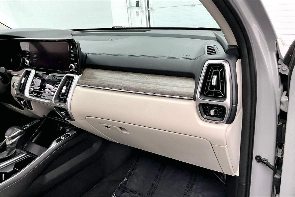 used 2022 Kia Sorento car, priced at $29,000