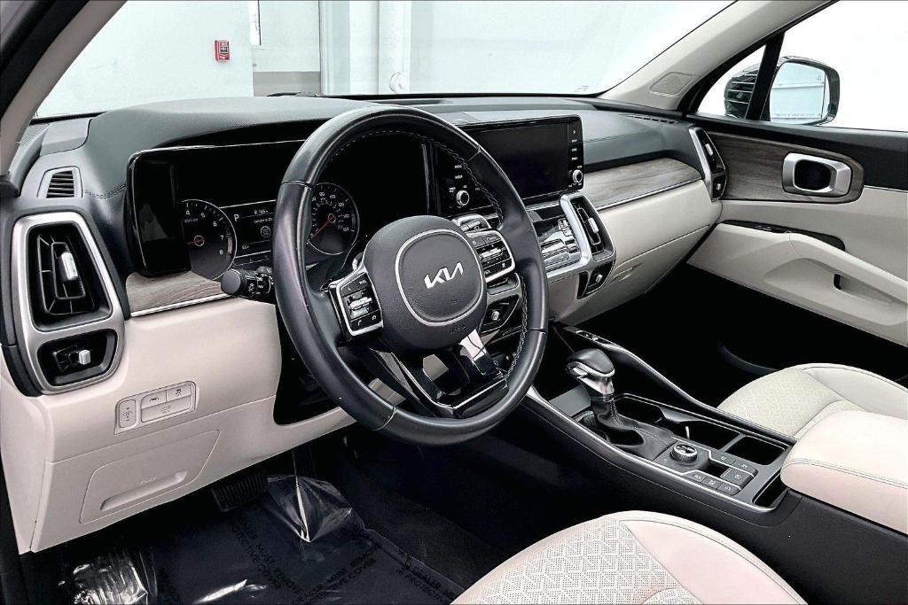 used 2022 Kia Sorento car, priced at $29,000