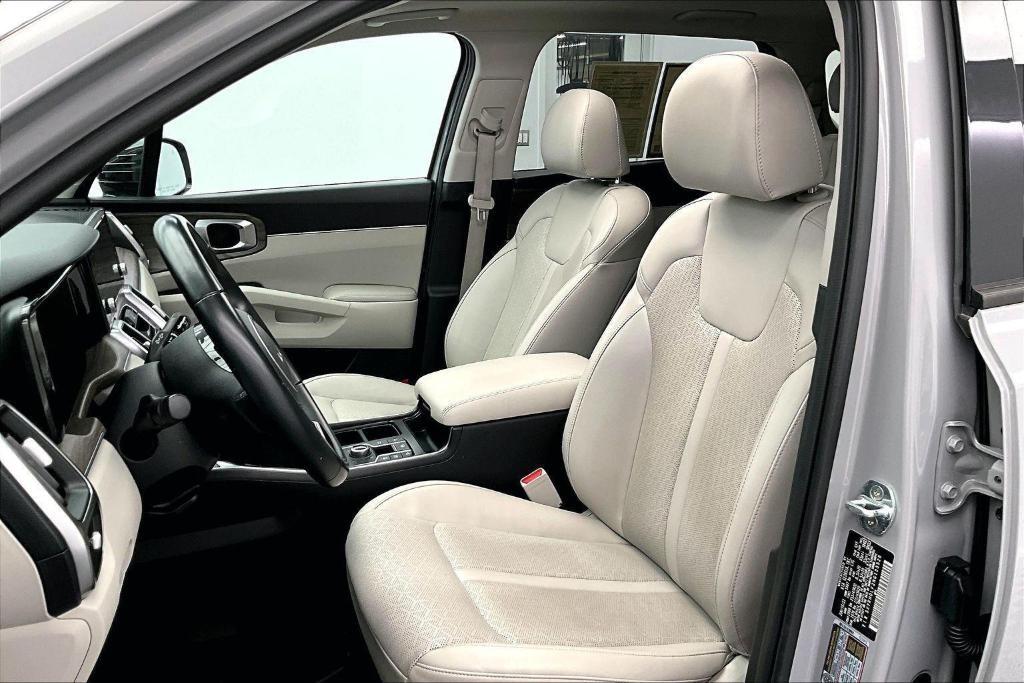 used 2022 Kia Sorento car, priced at $29,000