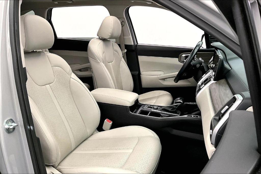 used 2022 Kia Sorento car, priced at $29,000