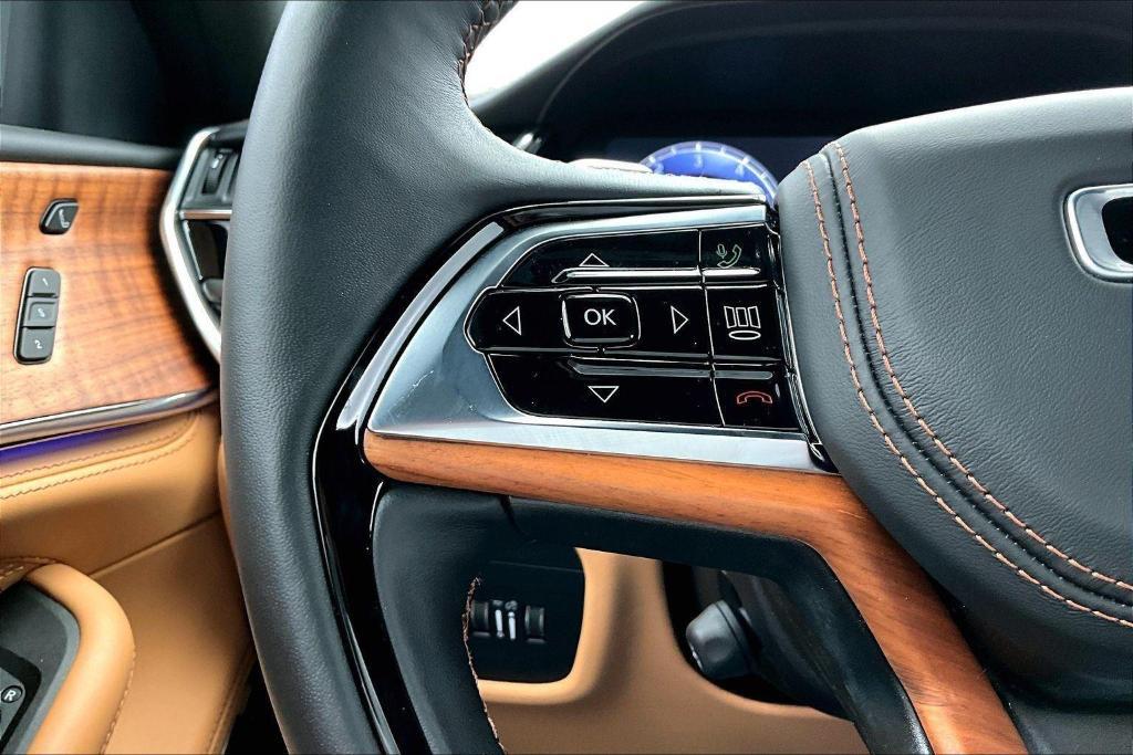 used 2025 Jeep Grand Cherokee car, priced at $55,845