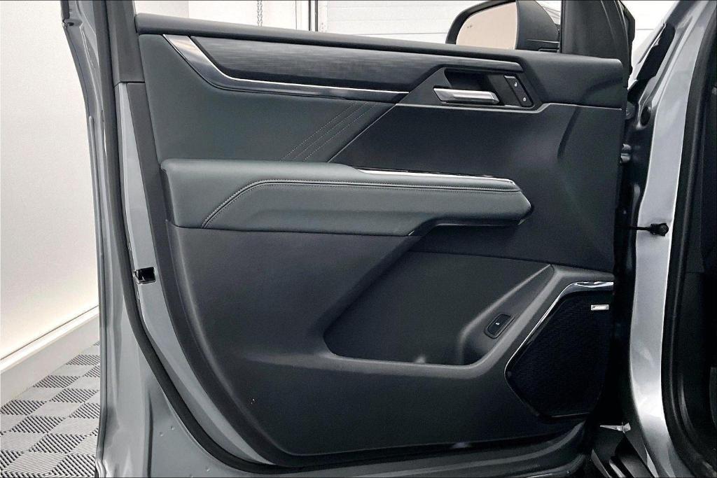 used 2024 GMC Acadia car, priced at $44,995