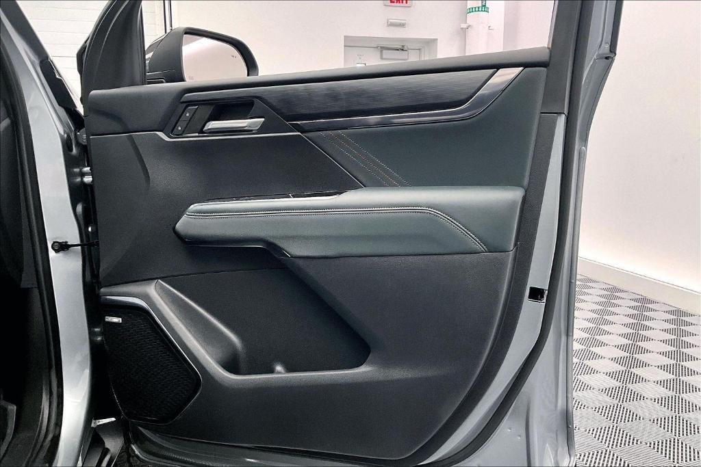 used 2024 GMC Acadia car, priced at $44,995