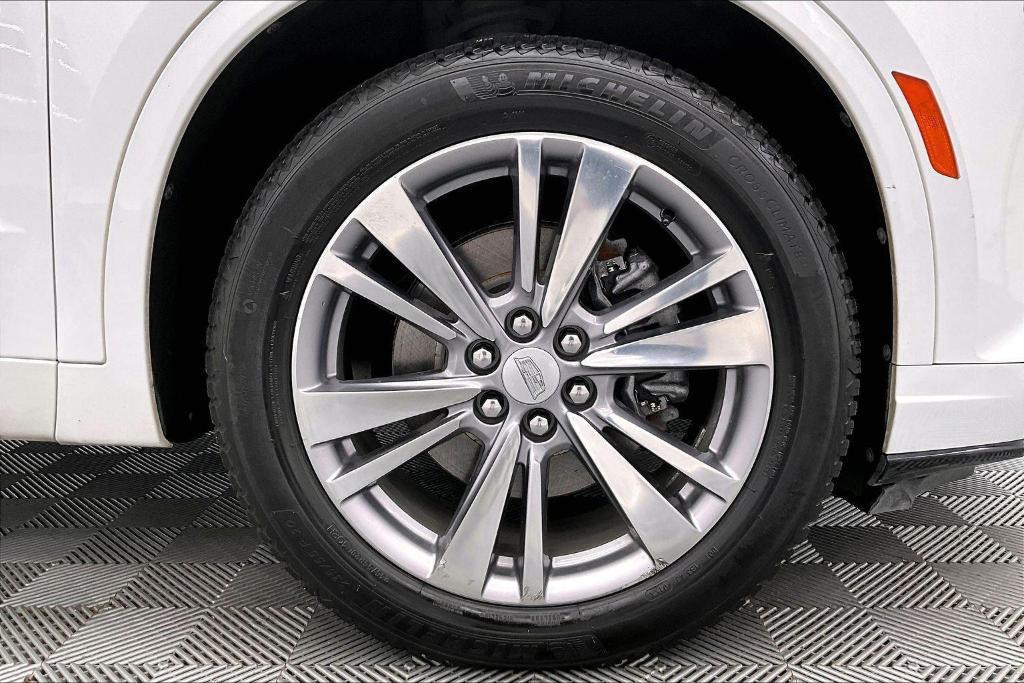 used 2021 Cadillac XT6 car, priced at $27,000