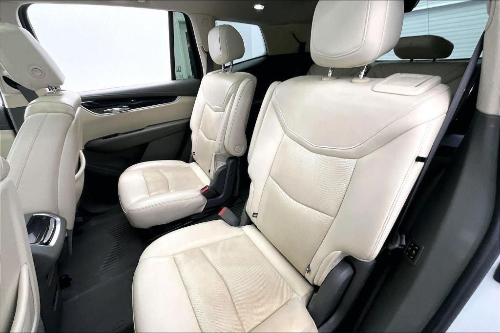 used 2021 Cadillac XT6 car, priced at $27,000