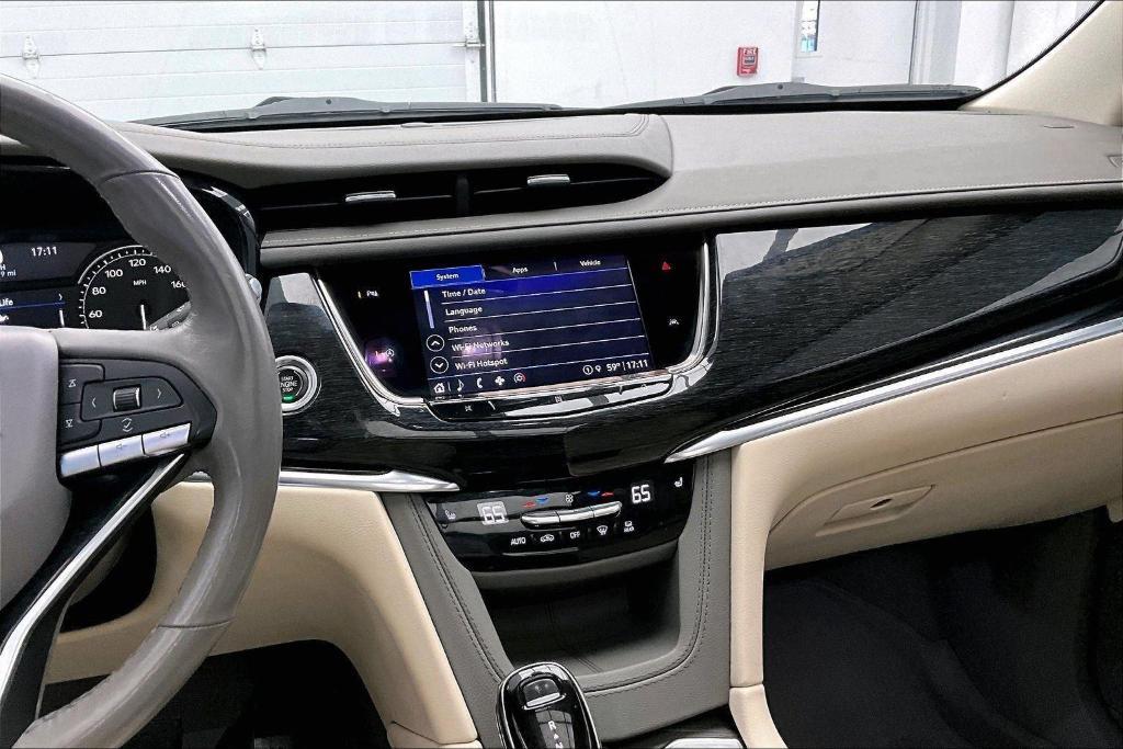 used 2021 Cadillac XT6 car, priced at $27,000
