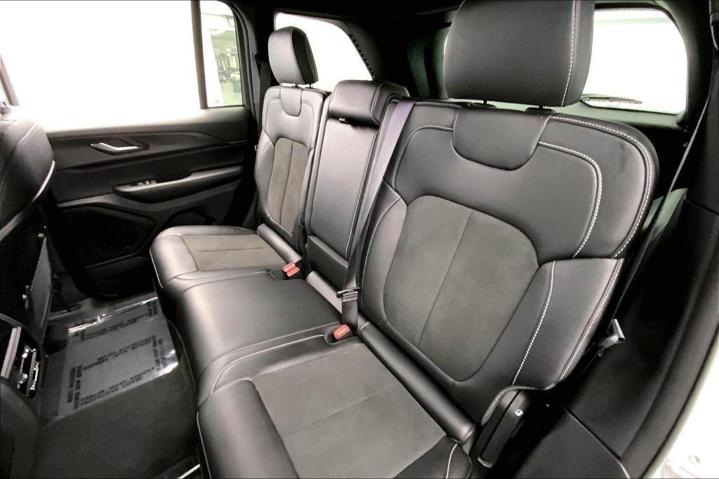 used 2025 Jeep Grand Cherokee car, priced at $41,676
