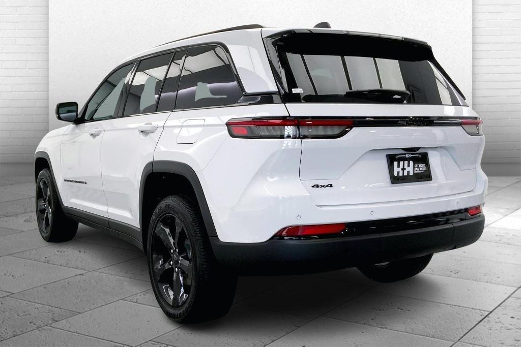 used 2025 Jeep Grand Cherokee car, priced at $41,676