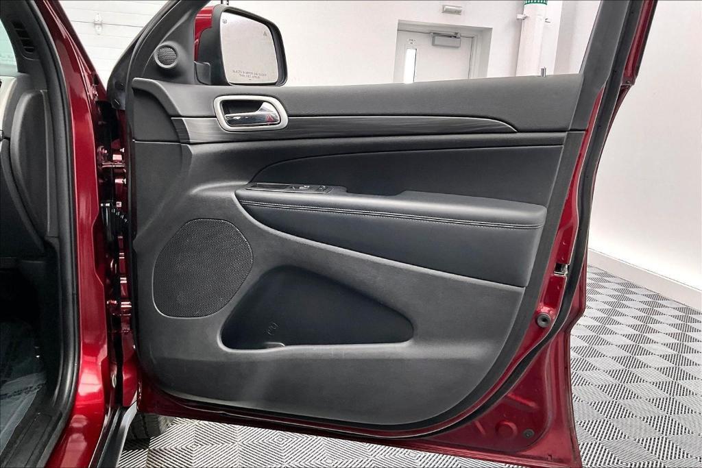 used 2021 Jeep Grand Cherokee car, priced at $19,500