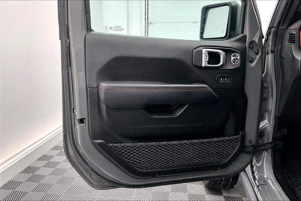 used 2021 Jeep Wrangler Unlimited car, priced at $33,231