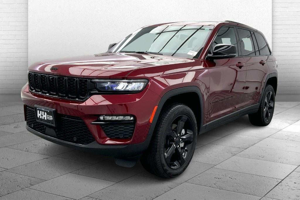 used 2025 Jeep Grand Cherokee car, priced at $45,329