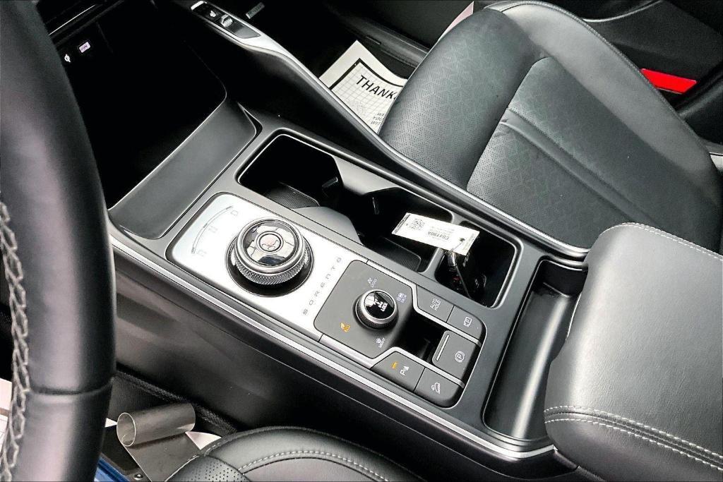 used 2023 Kia Sorento Hybrid car, priced at $28,495