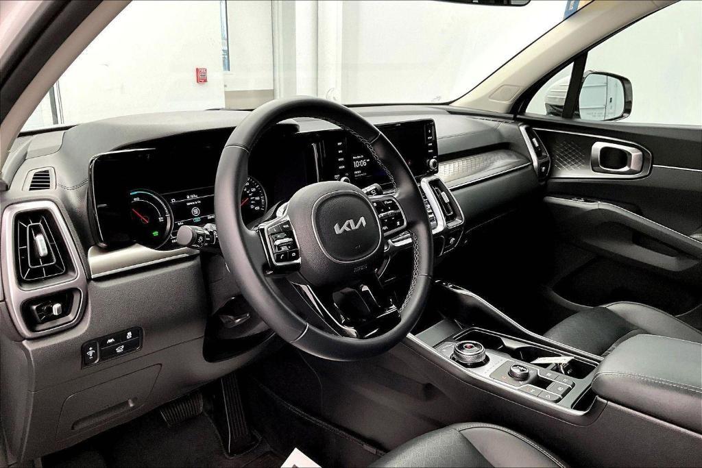 used 2023 Kia Sorento Hybrid car, priced at $28,495