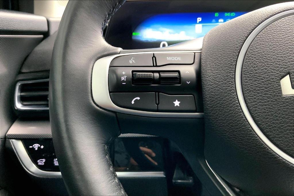 used 2023 Kia Sportage Hybrid car, priced at $30,500