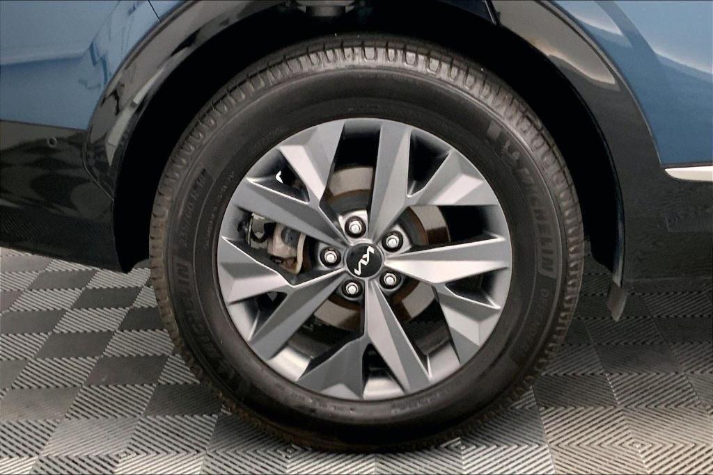 used 2023 Kia Sportage Hybrid car, priced at $30,500