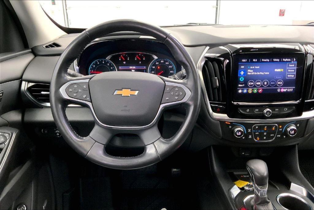 used 2021 Chevrolet Traverse car, priced at $29,990