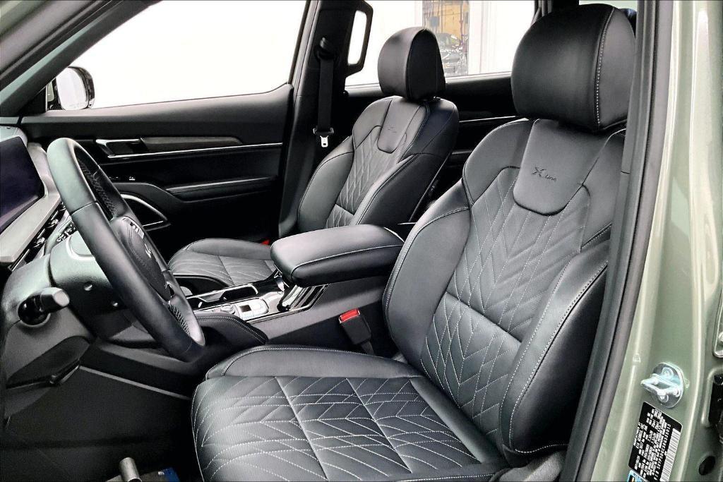 used 2024 Kia Telluride car, priced at $46,000