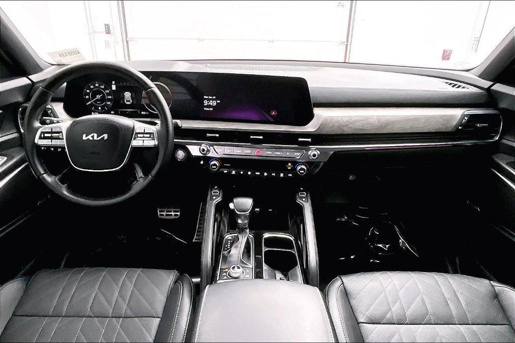 used 2024 Kia Telluride car, priced at $46,000