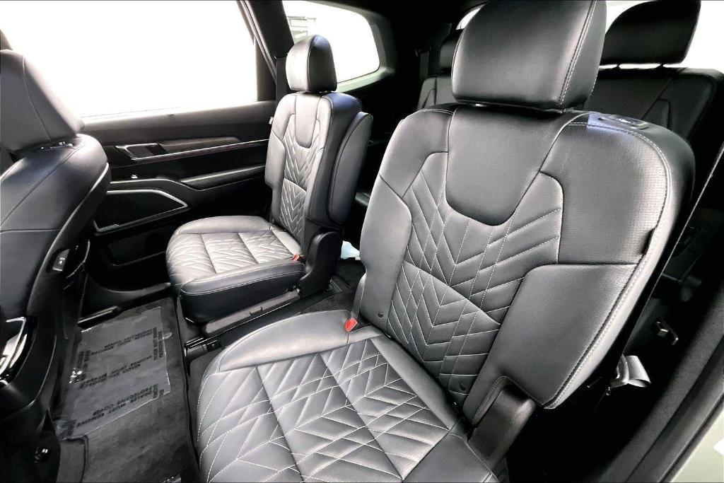 used 2024 Kia Telluride car, priced at $46,000