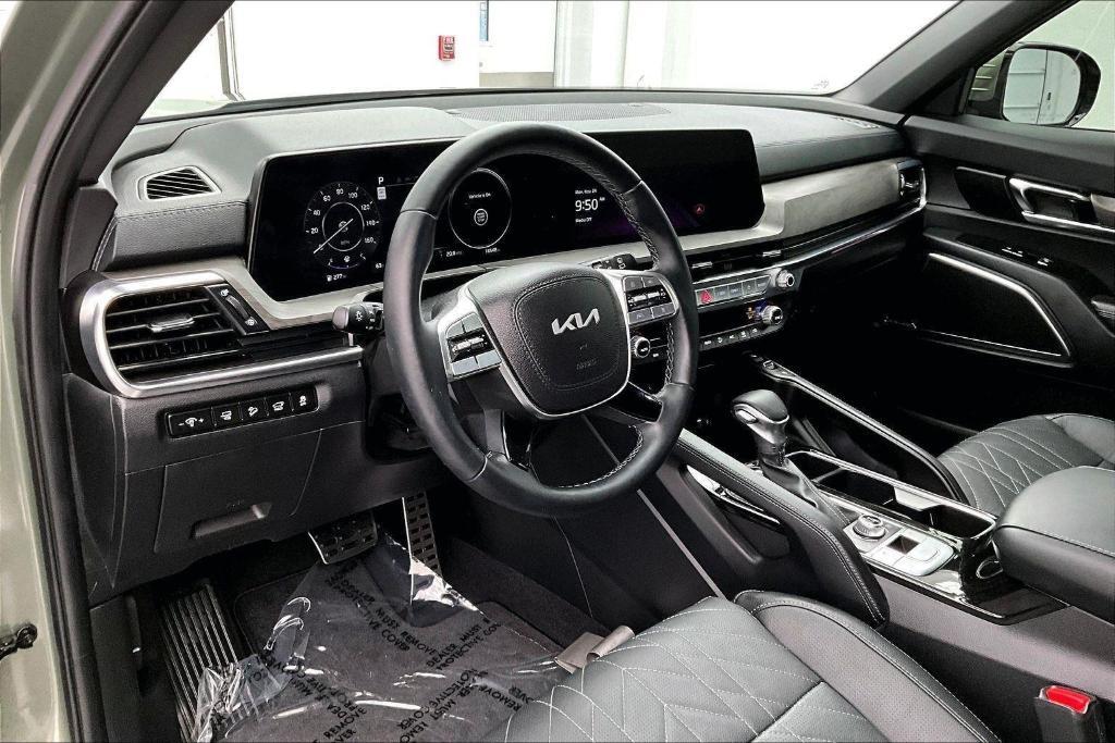 used 2024 Kia Telluride car, priced at $46,000