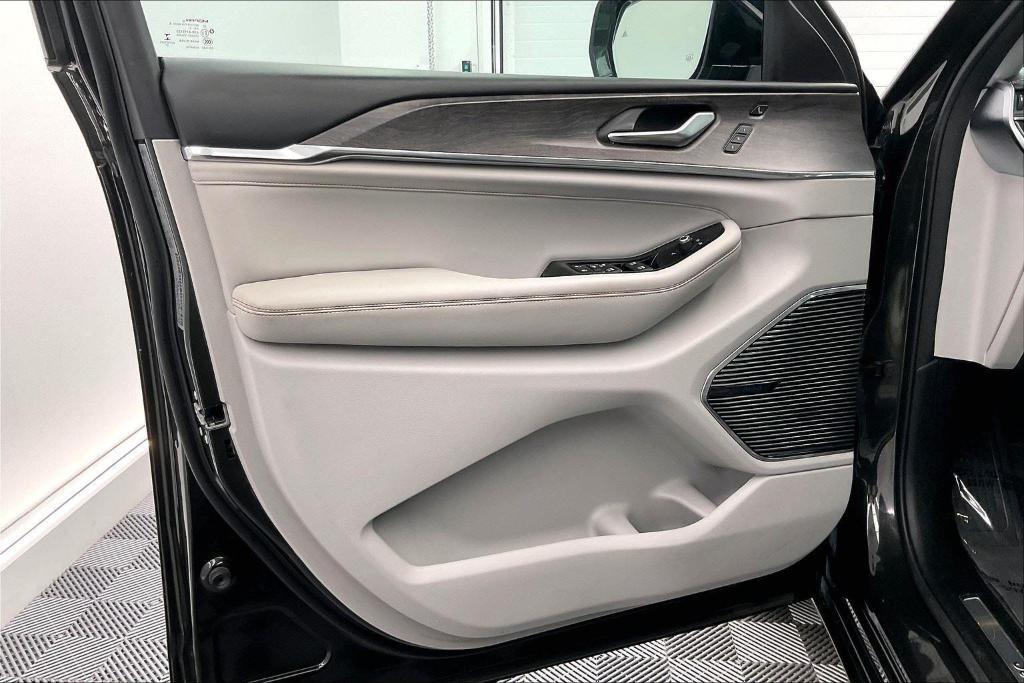 used 2022 Jeep Grand Cherokee L car, priced at $31,500