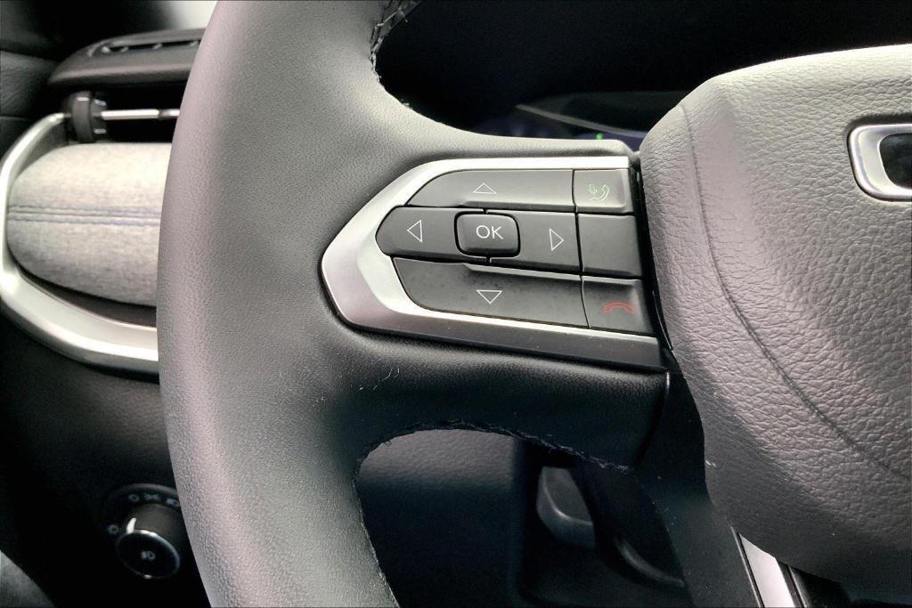 used 2023 Jeep Compass car, priced at $25,555