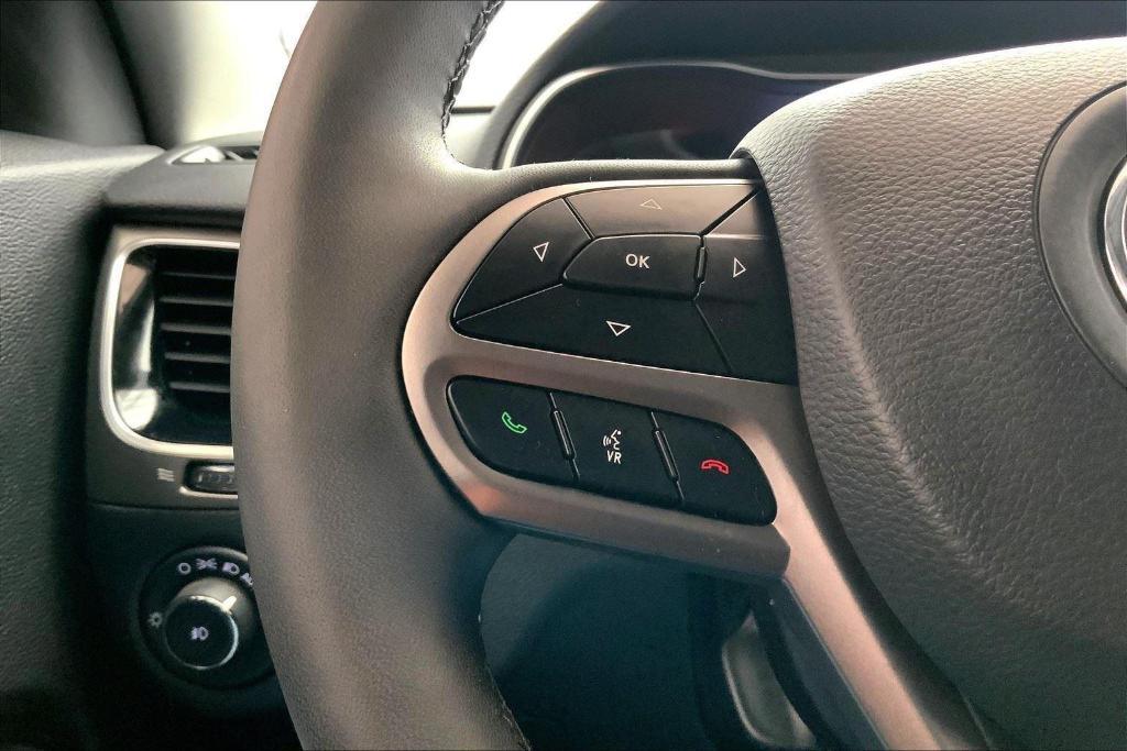 used 2022 Jeep Cherokee car, priced at $28,210