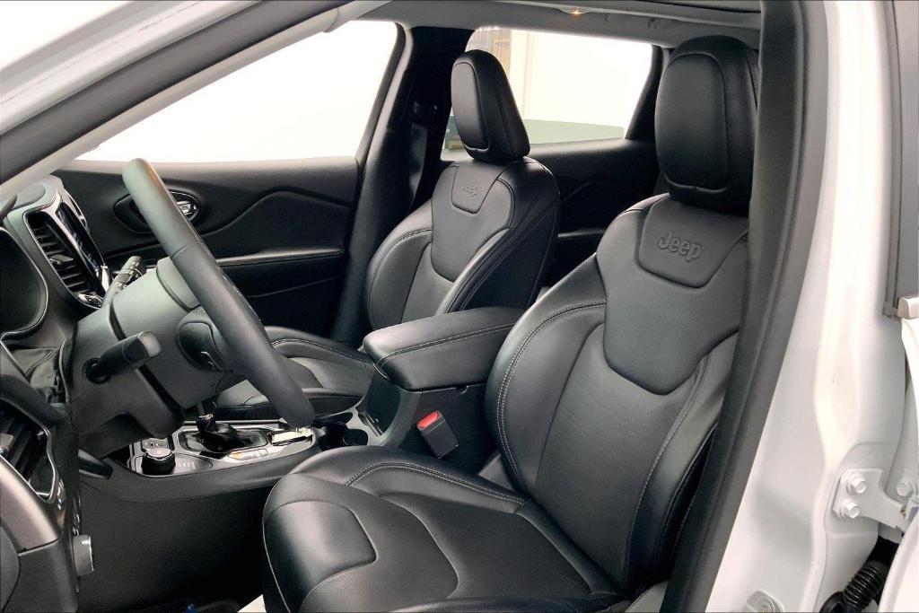 used 2022 Jeep Cherokee car, priced at $28,210