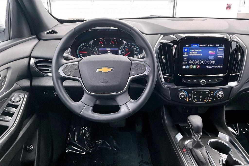 used 2023 Chevrolet Traverse car, priced at $31,495