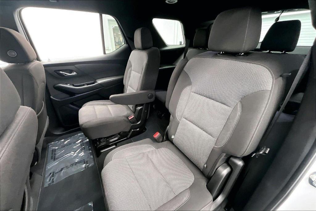 used 2023 Chevrolet Traverse car, priced at $31,495
