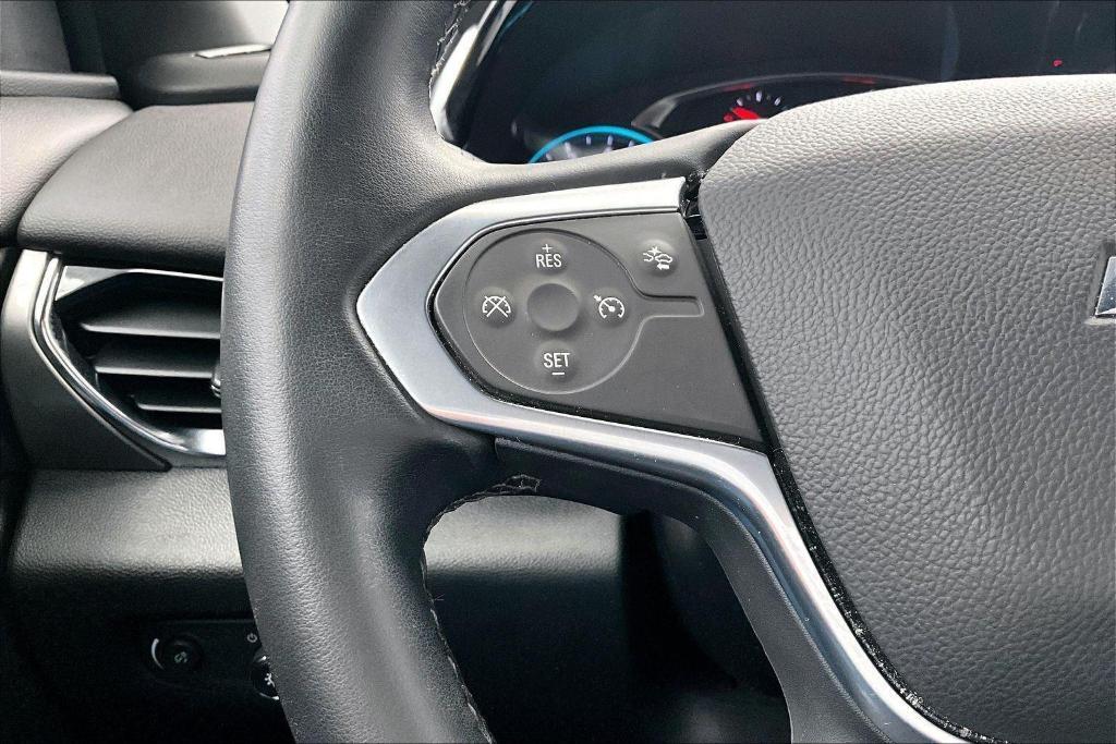 used 2023 Chevrolet Traverse car, priced at $31,495