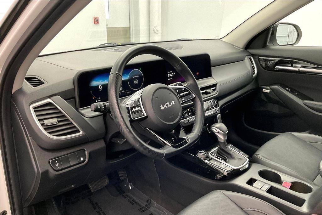 used 2024 Kia Seltos car, priced at $28,000