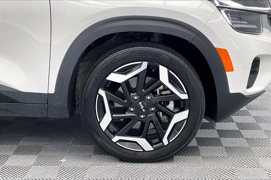 used 2024 Kia Seltos car, priced at $28,000