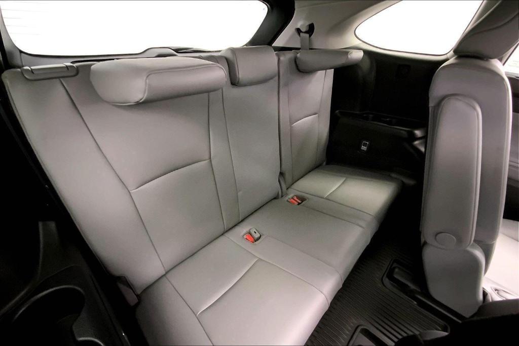 used 2022 Toyota Highlander car, priced at $39,000