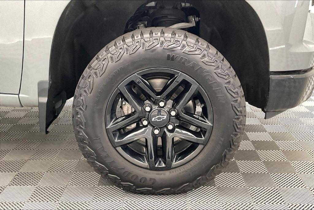 used 2024 Chevrolet Silverado 1500 car, priced at $40,998