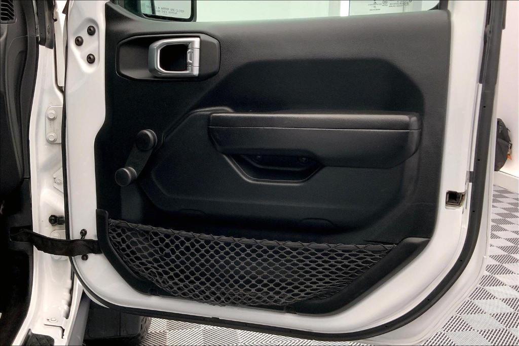 used 2021 Jeep Gladiator car, priced at $31,800
