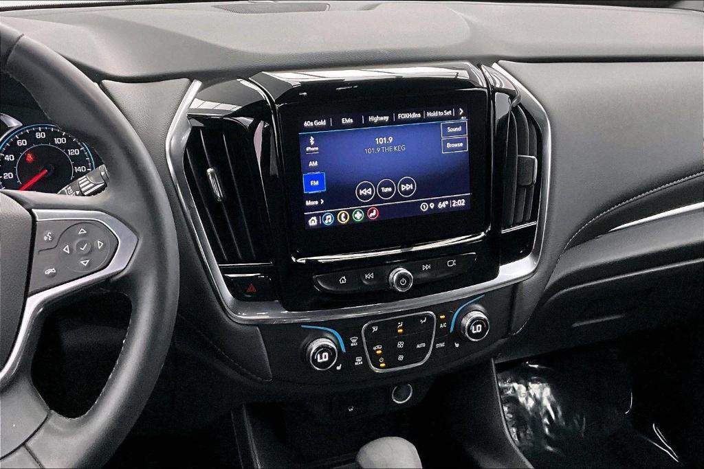 used 2023 Chevrolet Traverse car, priced at $32,992