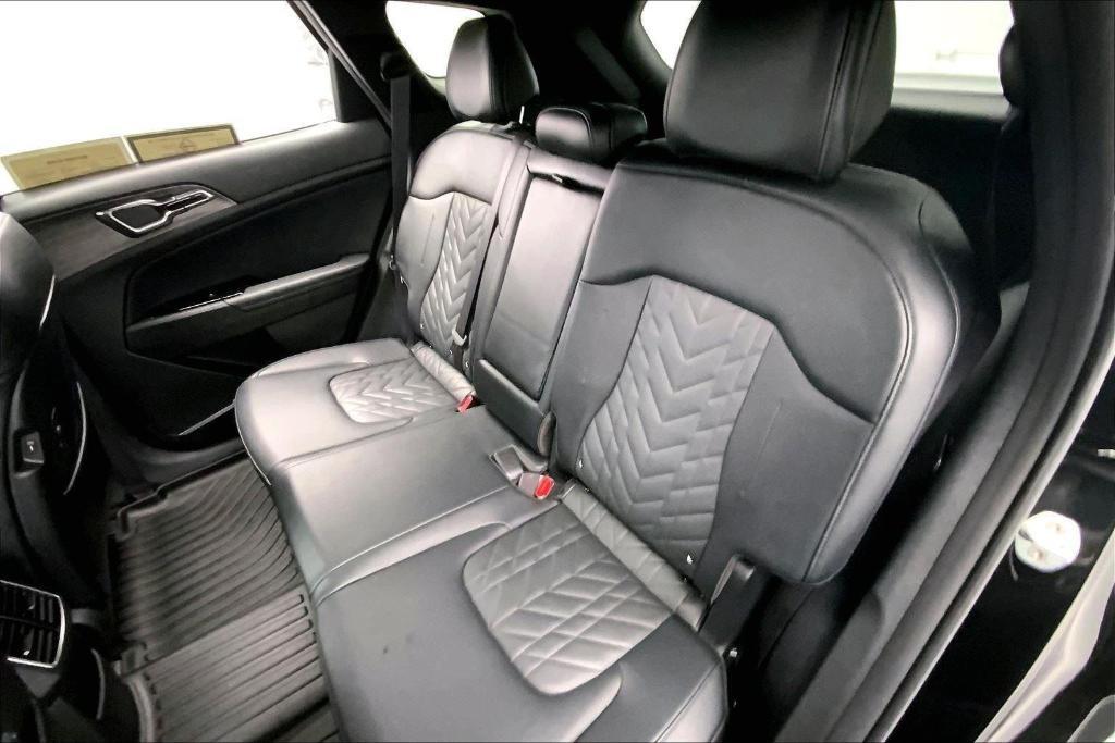 used 2023 Kia Sportage Plug-In Hybrid car, priced at $31,000