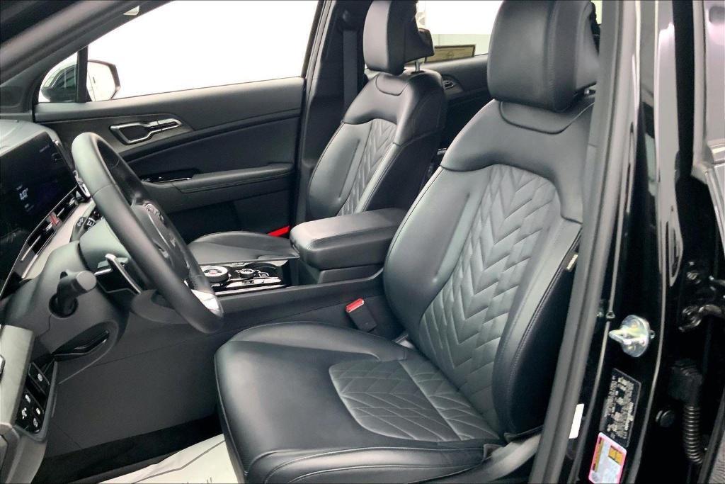 used 2023 Kia Sportage Plug-In Hybrid car, priced at $31,000