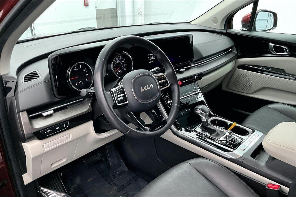 used 2024 Kia Carnival car, priced at $33,000